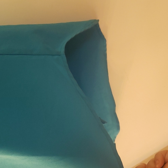 Amanda Green medium blue short sleeve button down style dress top polyester - Picture 5 of 11